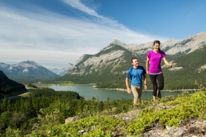 5 must do Kananaskis hikes + food pairings!