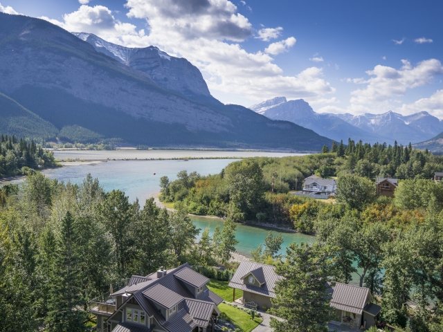 Canmore Real Estate Agent 4