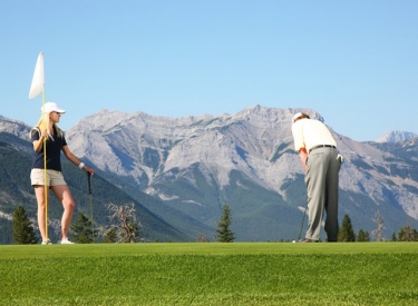 Men's & Ladies' Night | Brewster's Golf