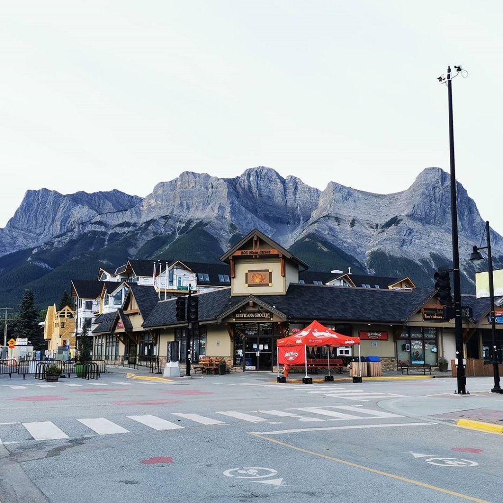 Your Step-By-Step Guide to Summer in Canmore and Kananaskis 1