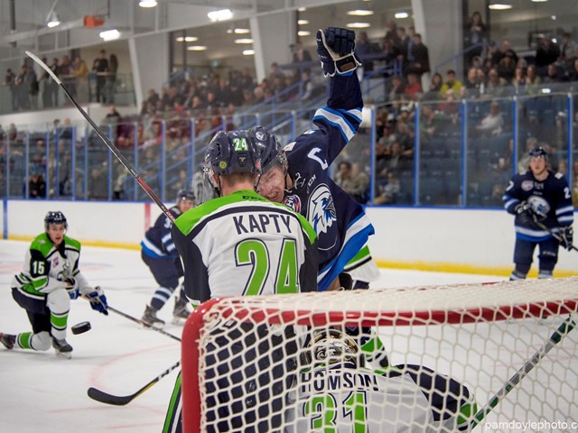 Canmore Eagles vs. Spruce Grove Saints