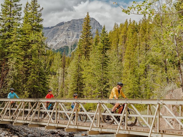 Kananaskis Outfitters