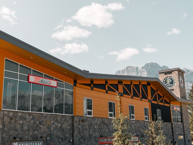 Canmore Downtown Hostel 1