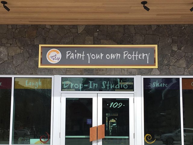 Crock A Doodle Canmore