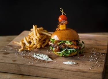 The Ultimate Guide to Après Adventure in Canmore