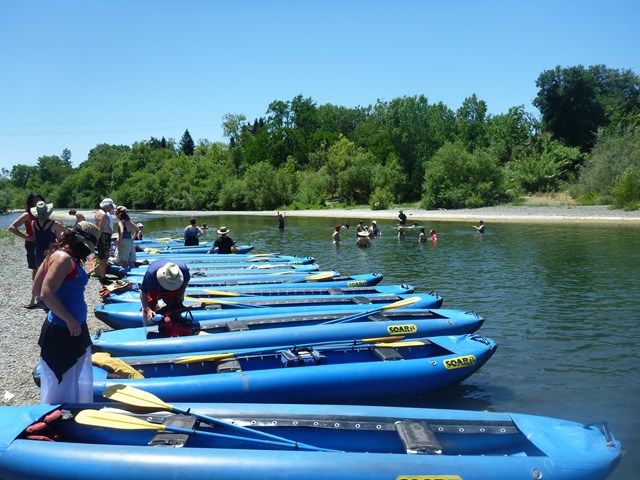 Canmore Inflatable Canoe-Tours