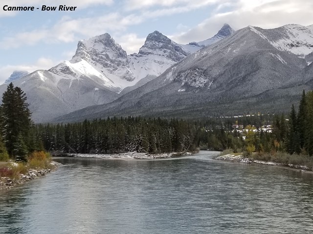 Canmore Inflatable Canoe-Tours