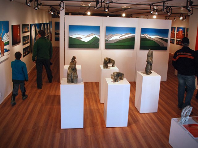 Carter-Ryan Gallery and Live Art Venue 1