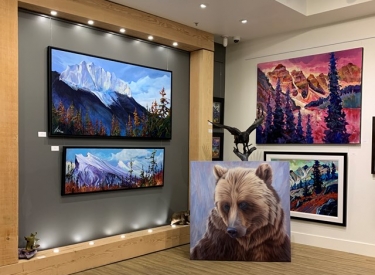 Avens Gallery