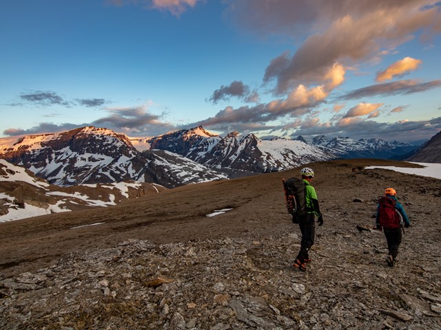 Yamnuska Mountain Adventures 1