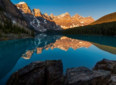 Moraine Lake Sunrise Shuttle