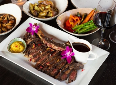 Rustica Steakhouse at Silvertip Resort