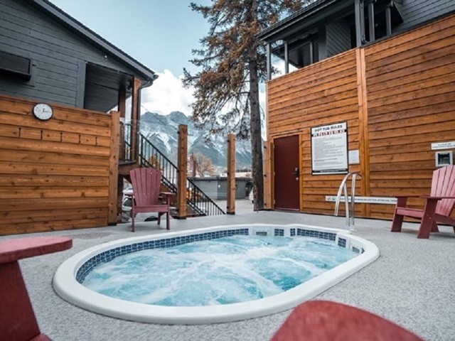 Lamphouse Hotel Canmore