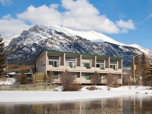 The Shindigs & The Moonsnakes Live at The Drake | Canmore Kananaskis